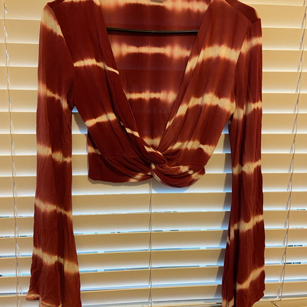 Long Sleeve Crop Top